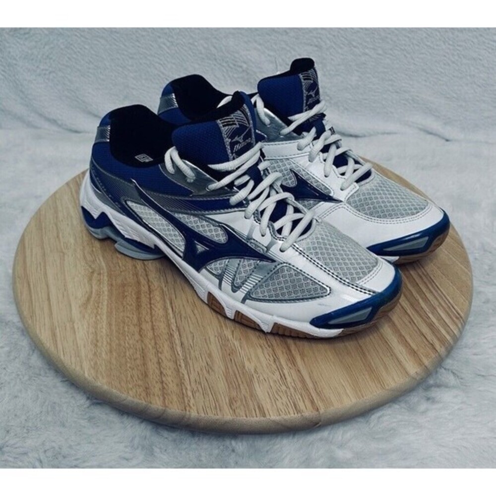 Mizuno Wave Shoes Womens  Bolt 6 Sneaker ￼Size‎ 10 White Black PYV 0217 Sneaker